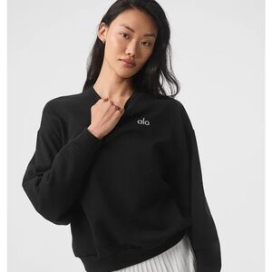 All yoga Accolade crew neck, xxs, black, rarely worn
